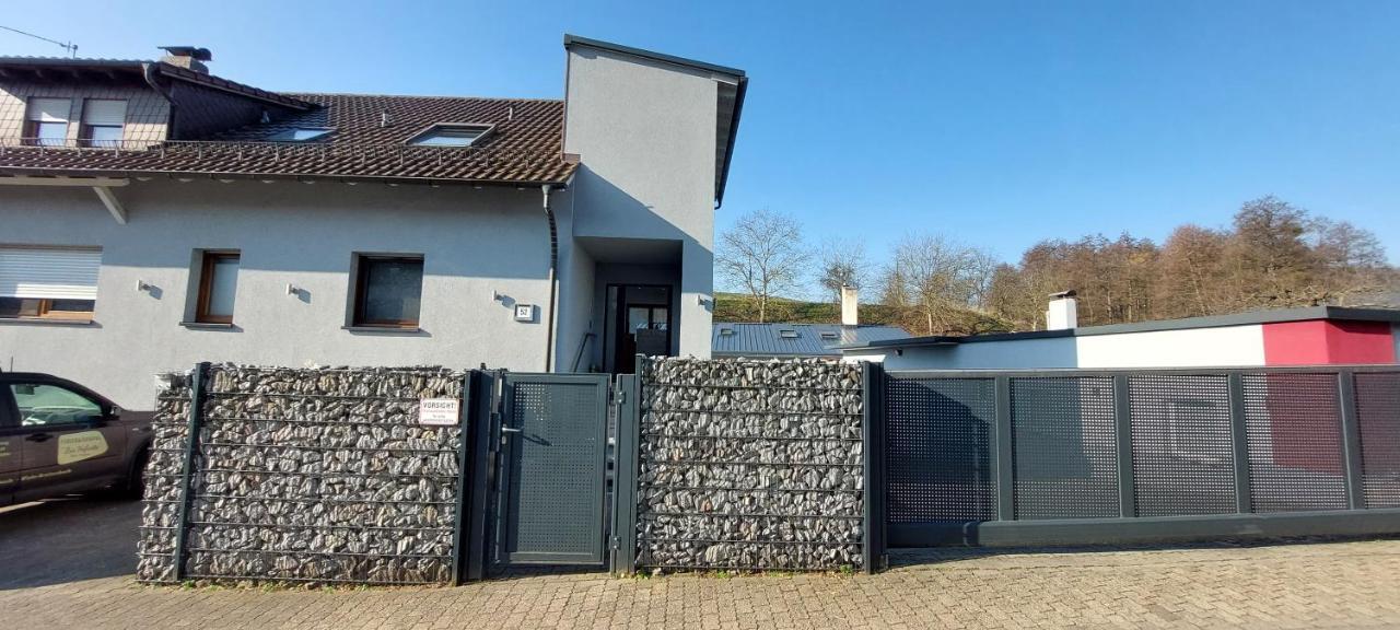 Grosse Tolle 4 Zimmer Ferienwohnung Im Herzen Des Odenwaldes Moerlenbach Bagian luar foto